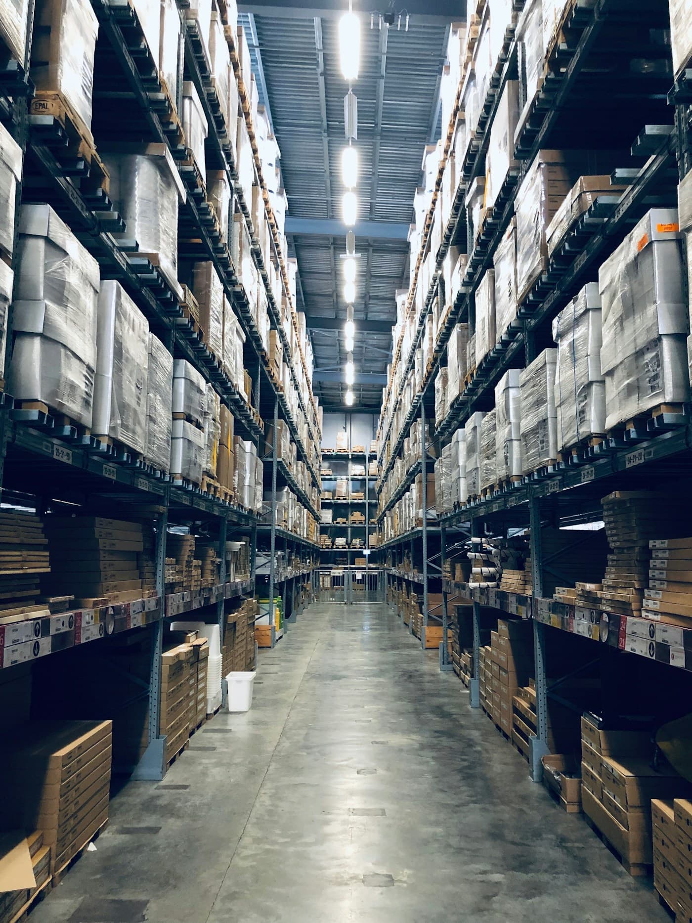 Healthcare cold chain and refrigerated warehouse monitoring with IoT sensors in Africa