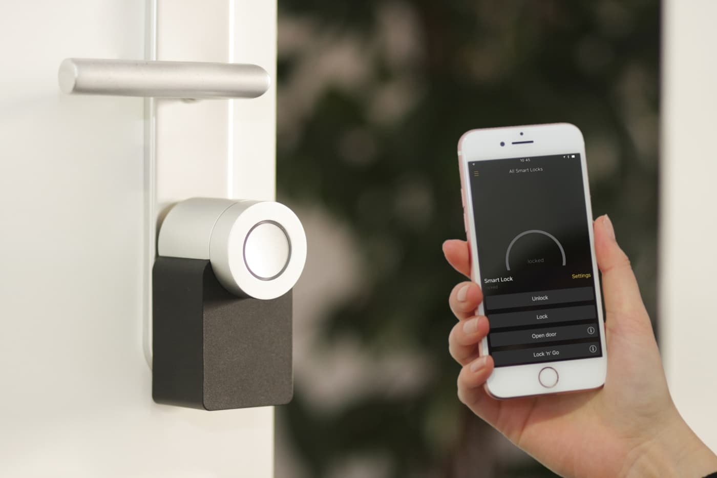 Smart lock and home automation system controlled from a smartphone